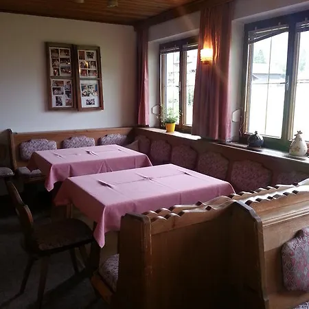 Frühstückspension Haus Karwendelblick Leutasch
