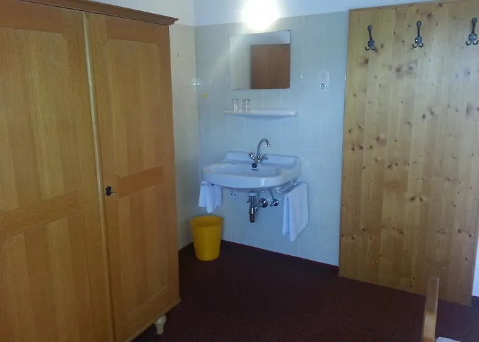 Bed and Breakfast Haus Karwendelblick *