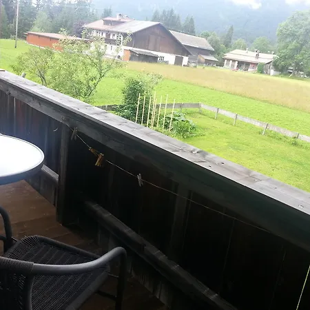 Bed & Breakfast Haus Karwendelblick Leutasch