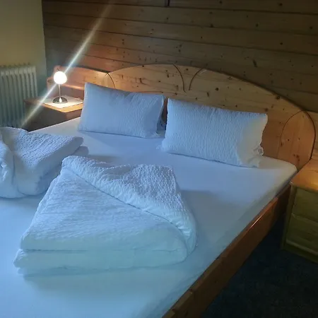 Bed & Breakfast Haus Karwendelblick *