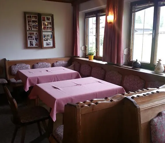 فندق مبيت وإفطار Haus Karwendelblick لوتاش